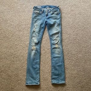 Size 26 True Religion low rise skinny jeans. Hardly worn.